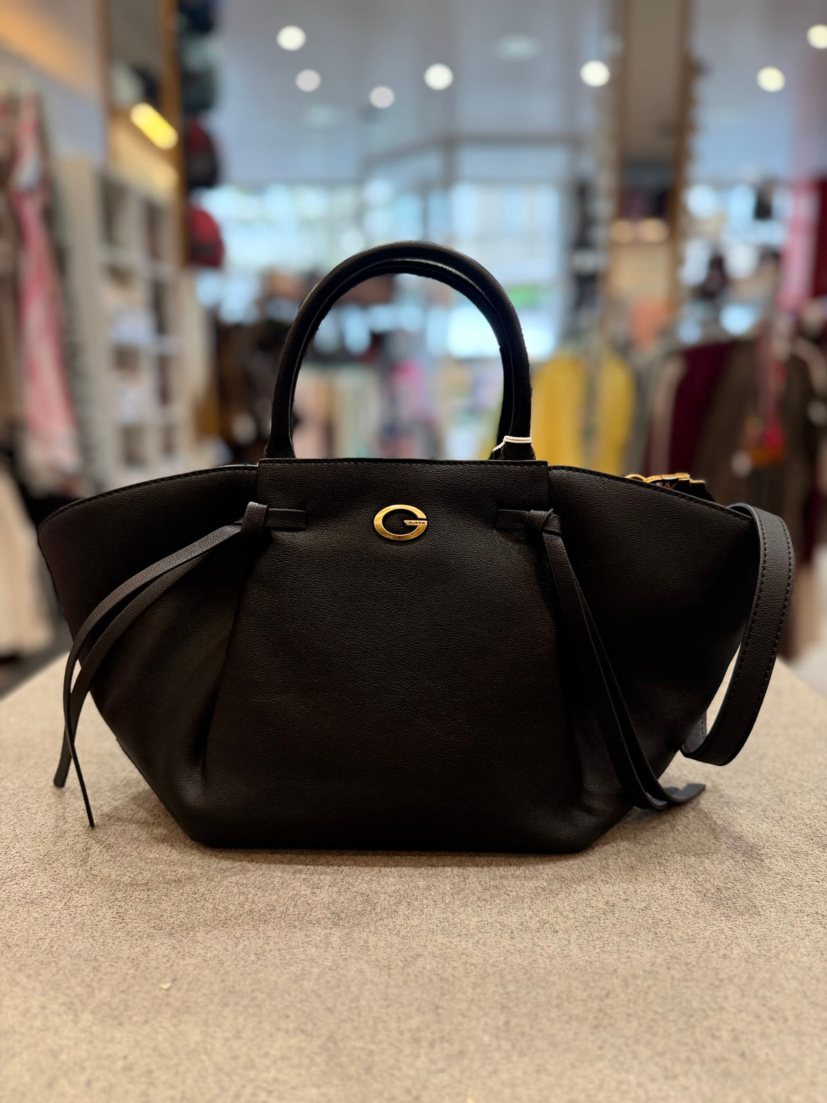 Allegra - Black
