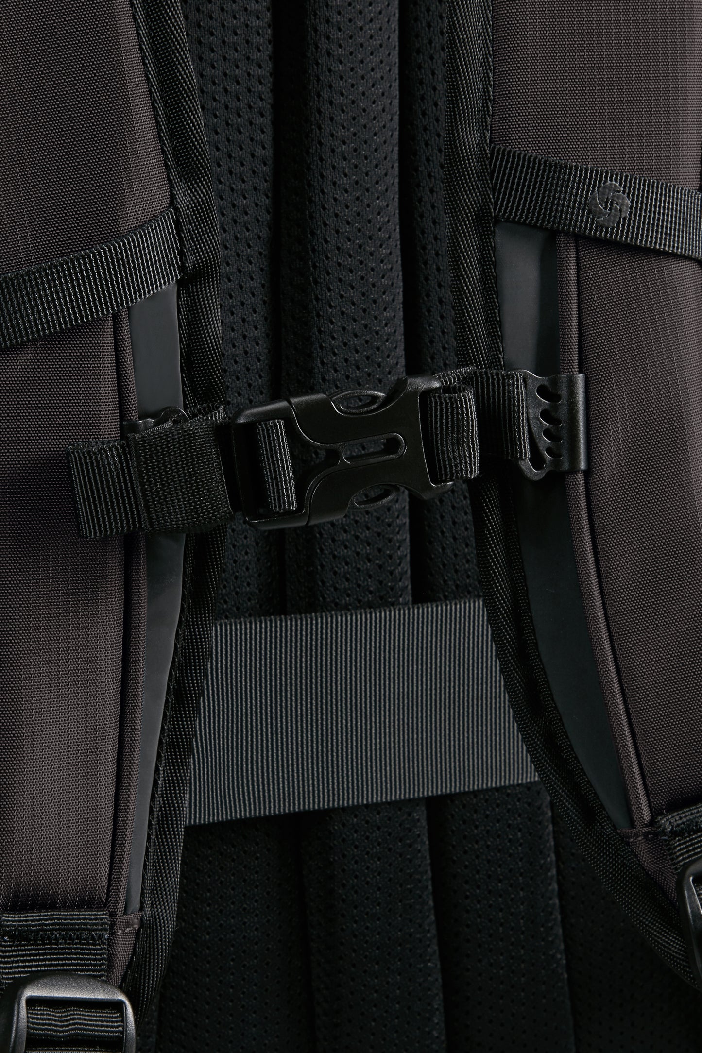 Biz2Go Laptop Backpack 14.1" - Black & Deep Blue