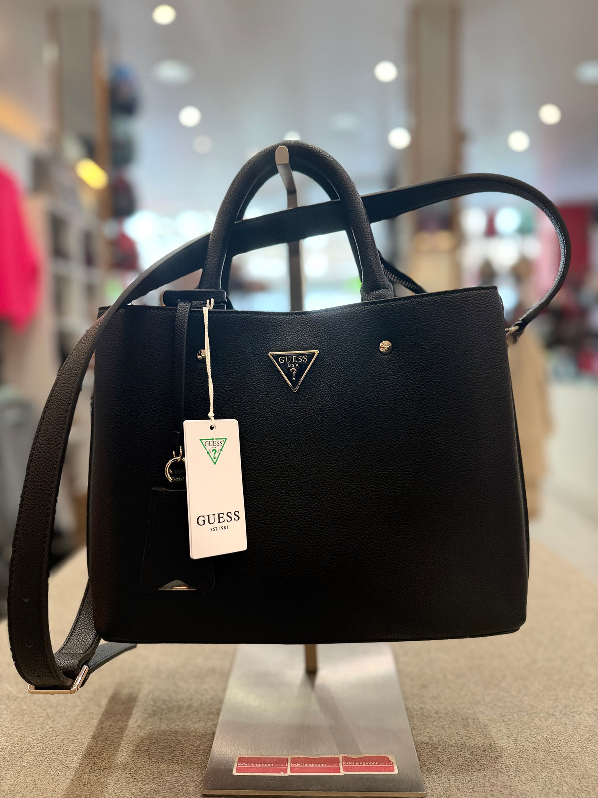 Meridian 2 - Black