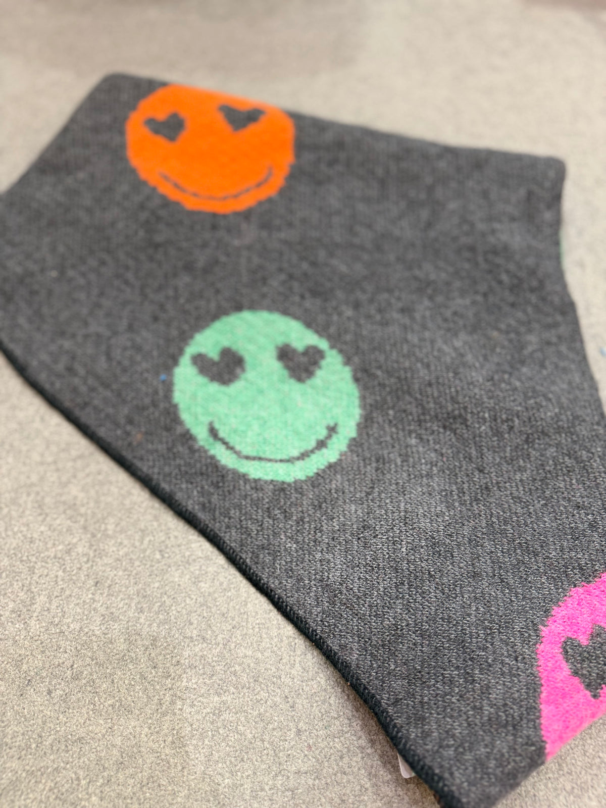 Dreieckschal "Happy" - Verschiedene Farben