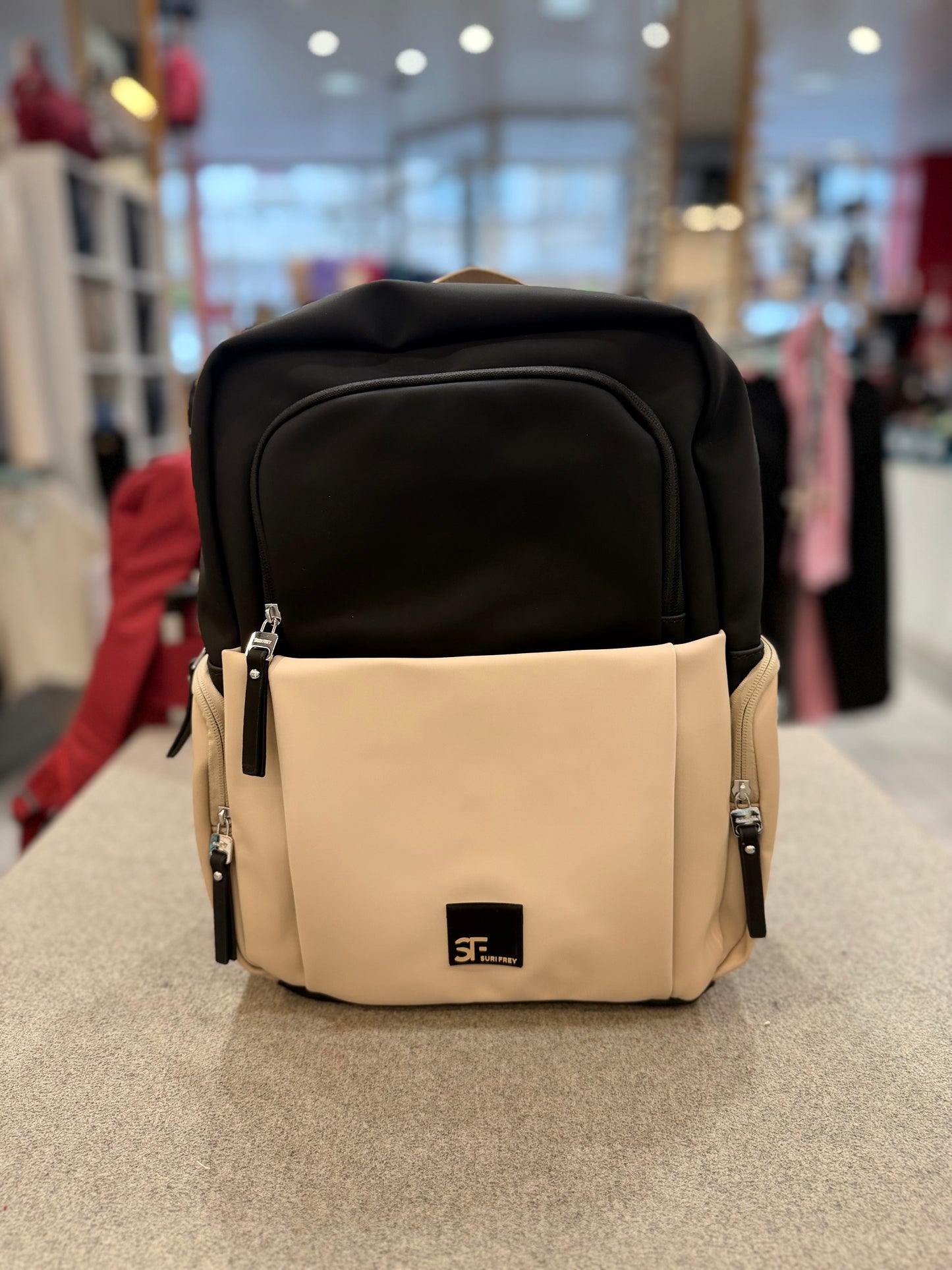 Karny - Verschiedene Farben