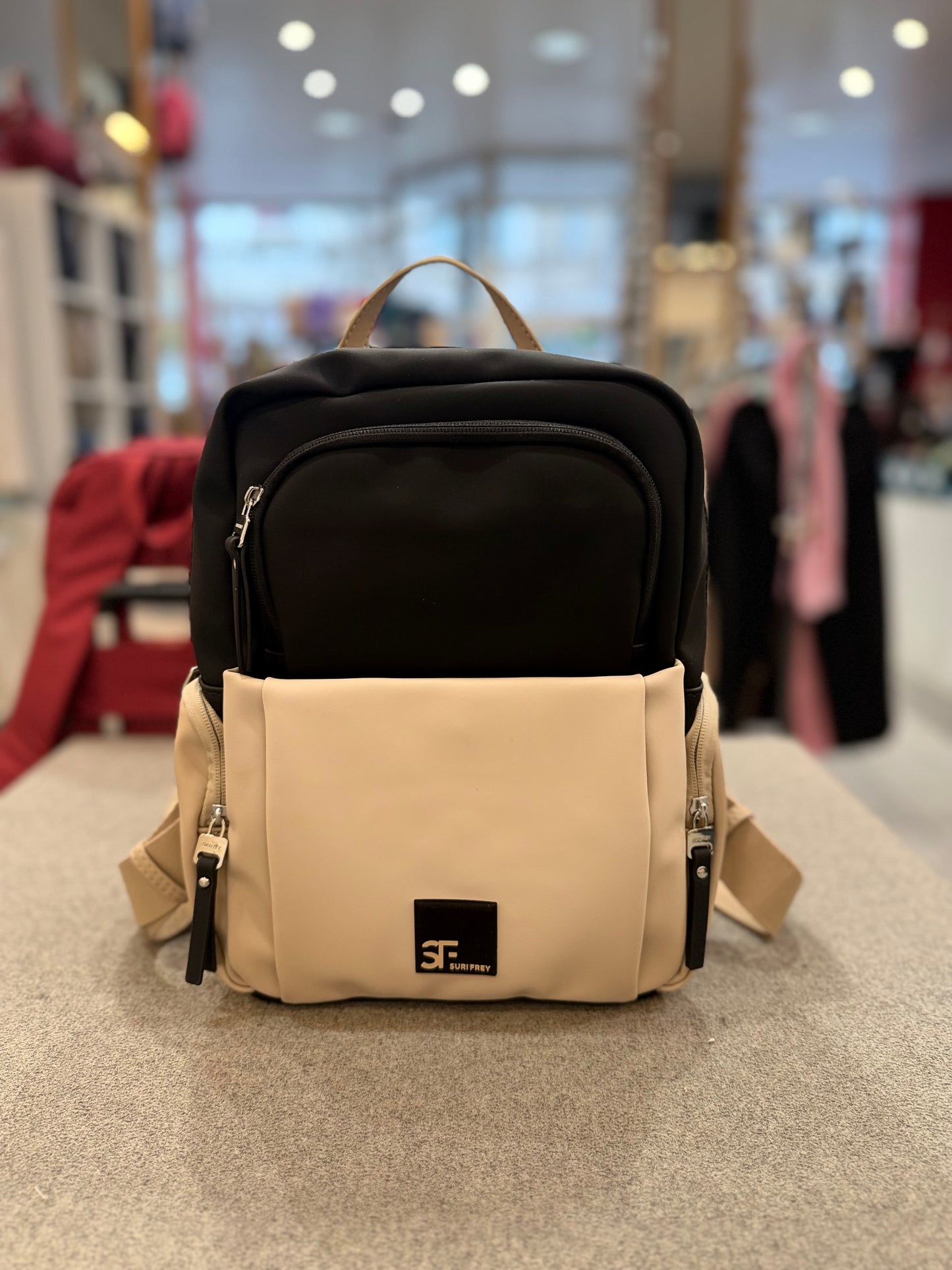 Karny - Verschiedene Farben