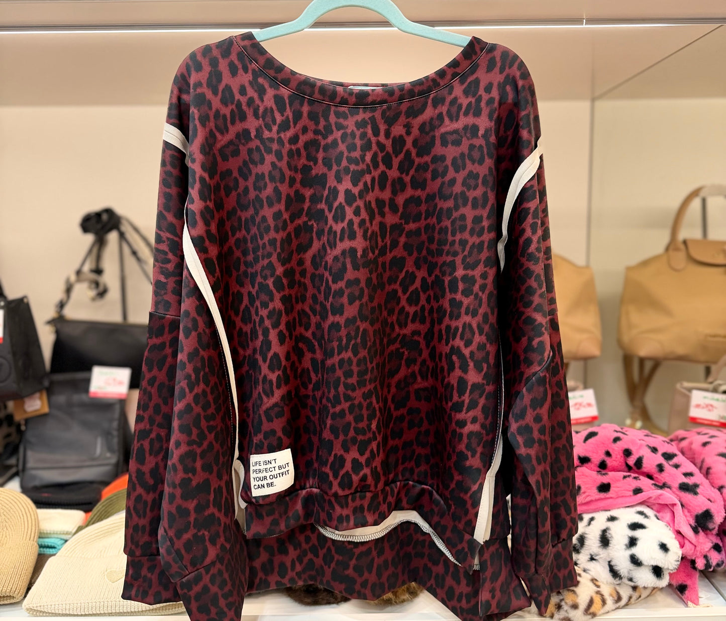 Pullover "Life Isnt Perfect But Your Outfit Can Be" - Verschiedene Farben