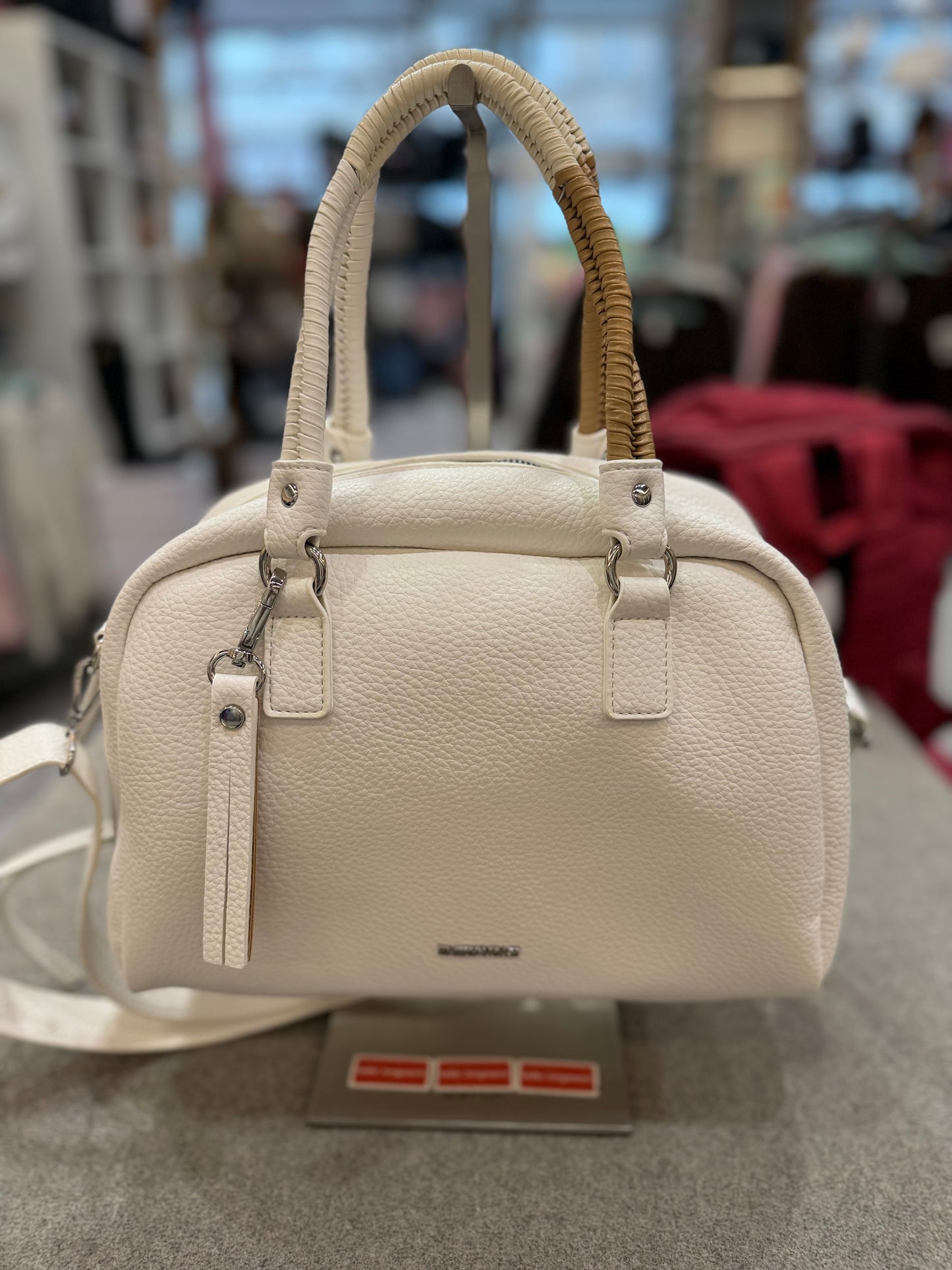 Jeanine - Verschiedene Farben