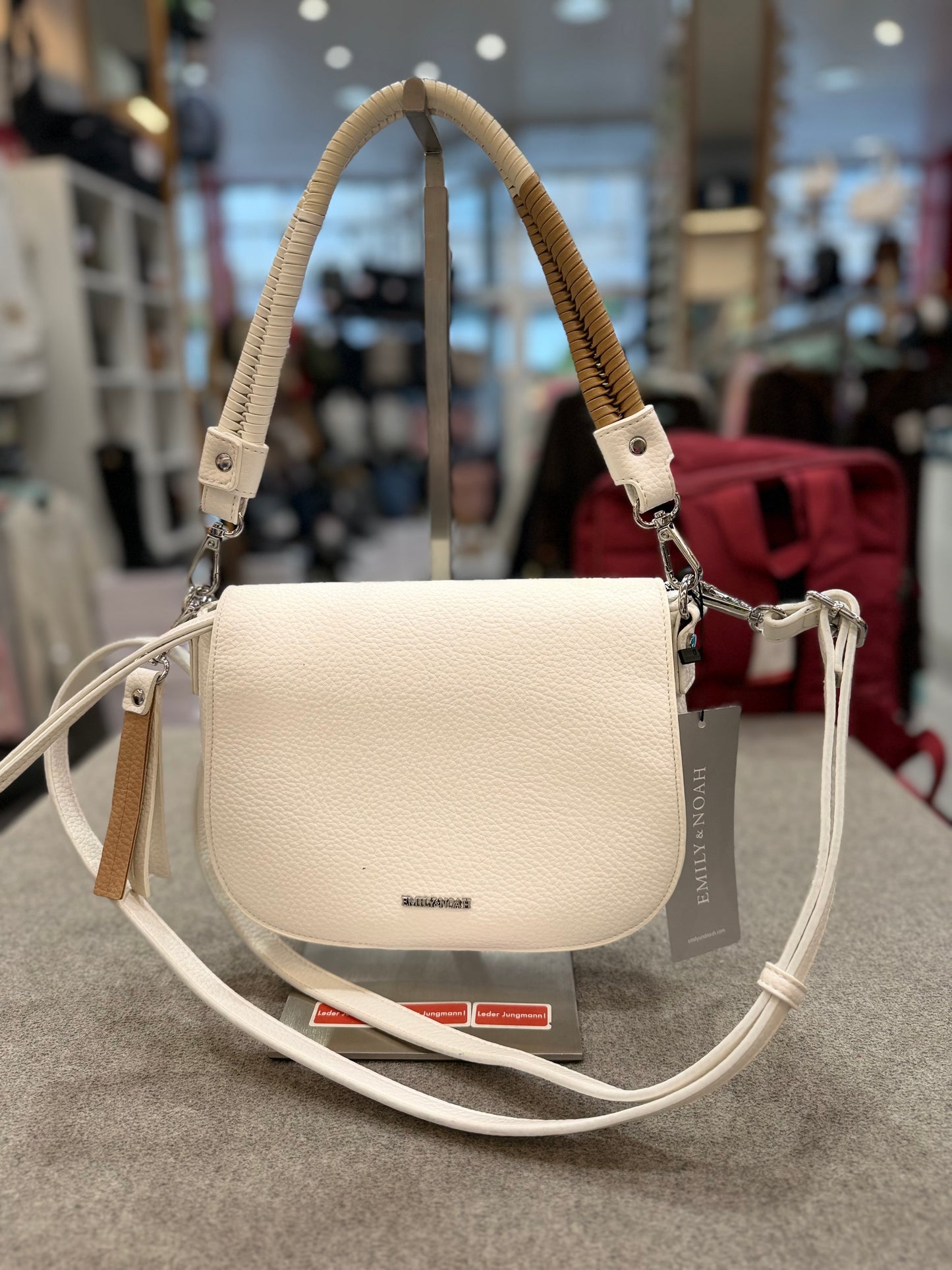 Jeanine - Verschiedene Farben