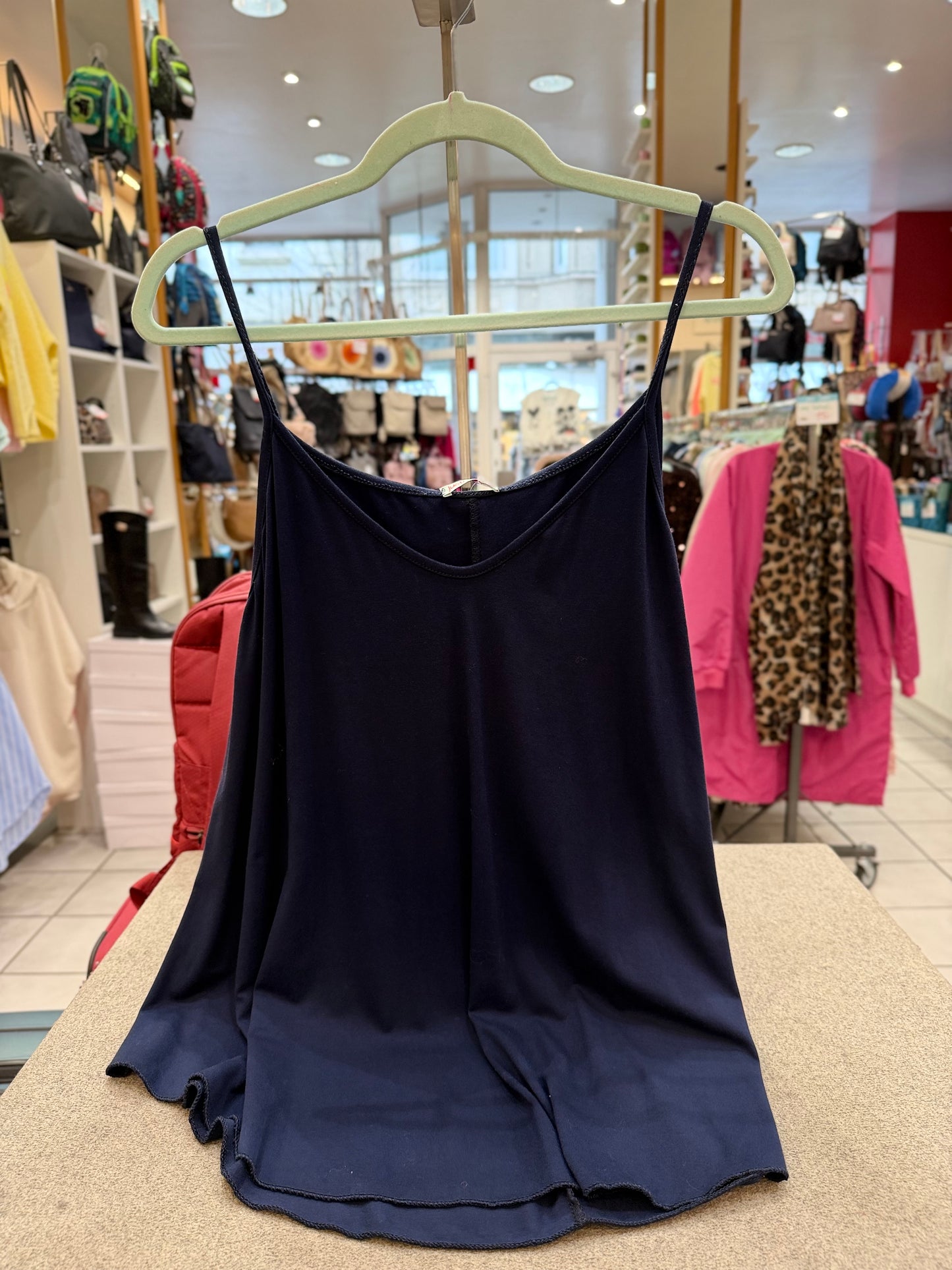 Top "Basic" - Verschiedene Farben