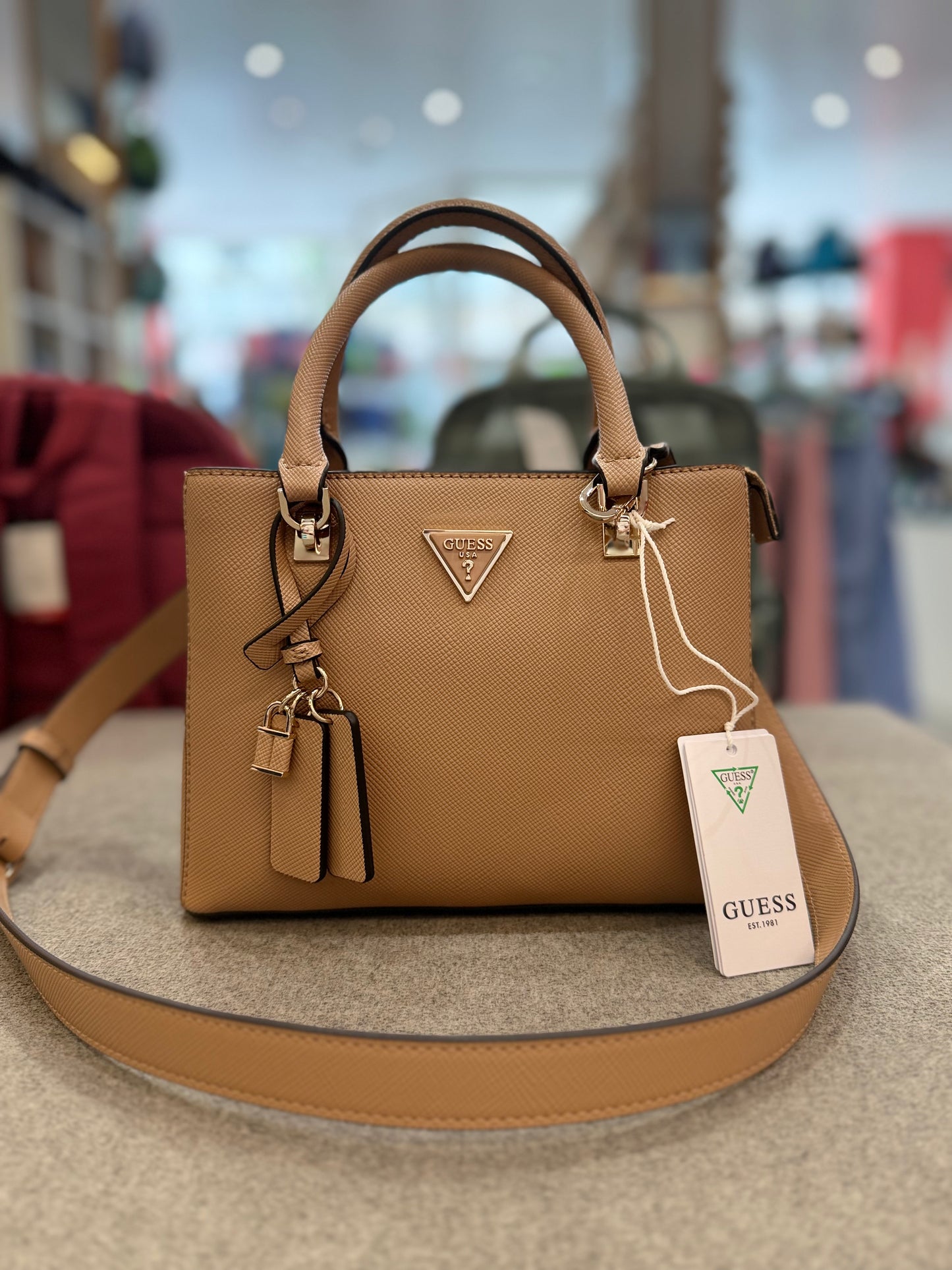 Noelle 2 - Beige