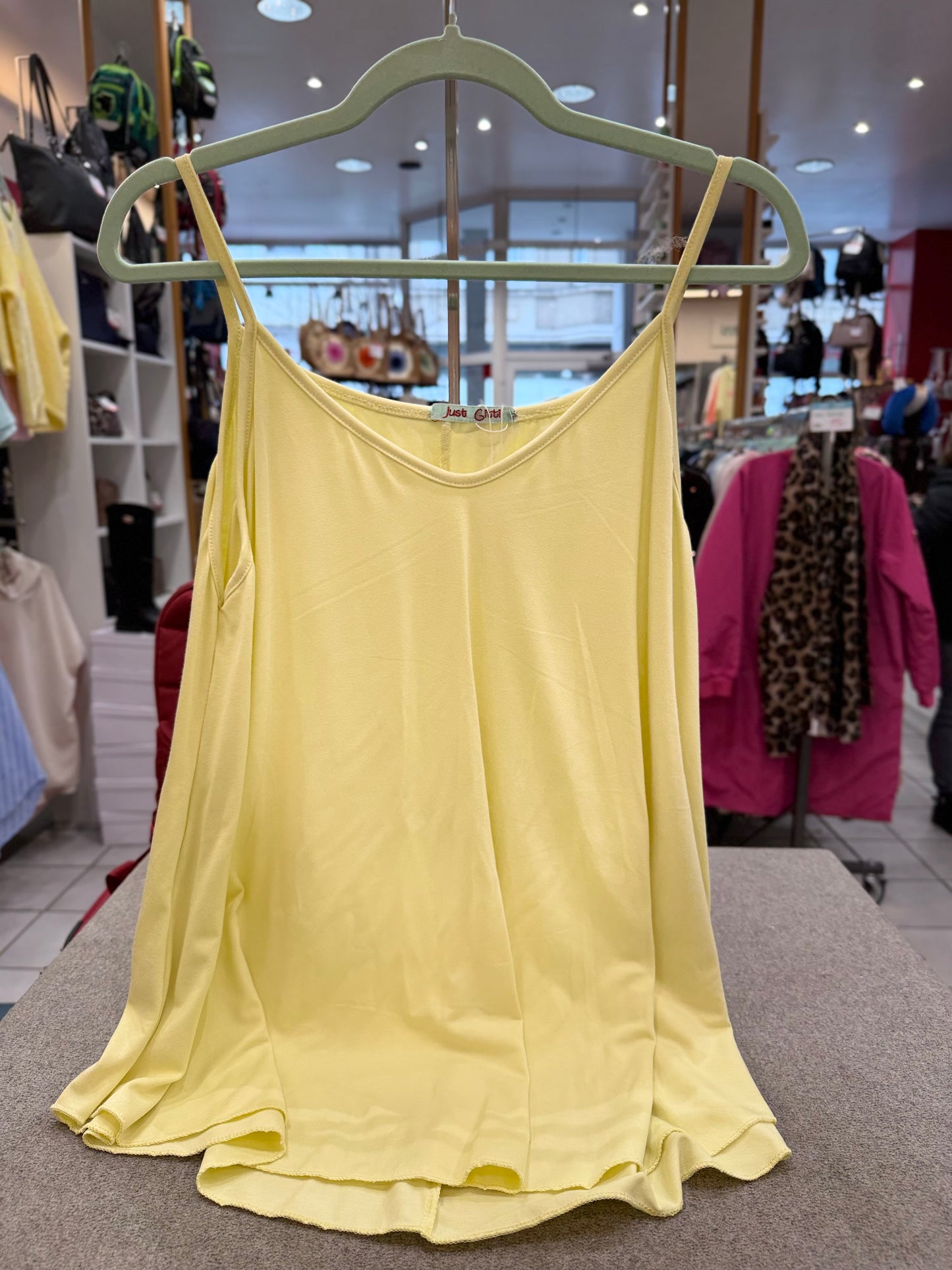 Top "Basic" - Verschiedene Farben