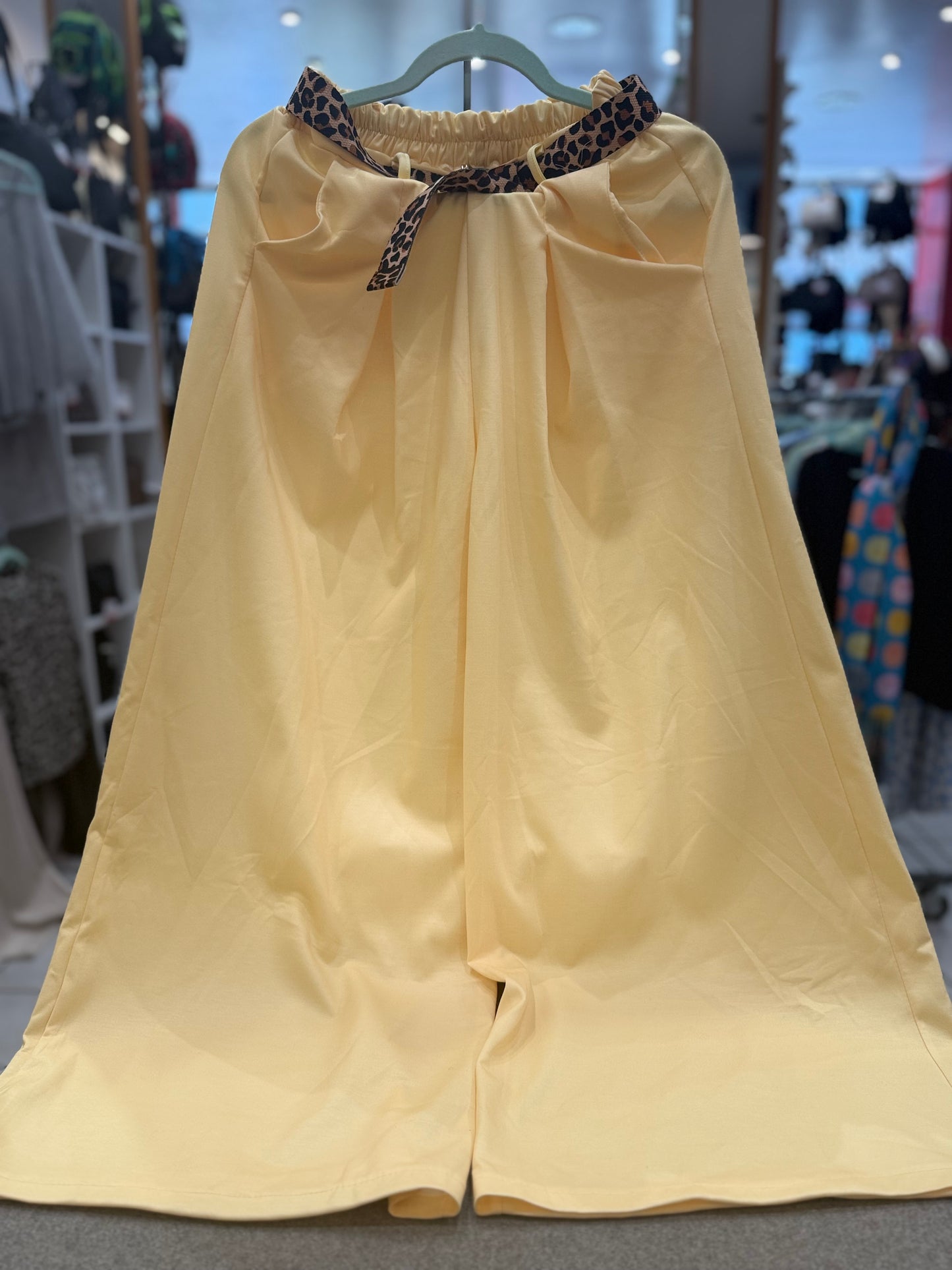 Hose "Kiki" - Verschiedene Farben