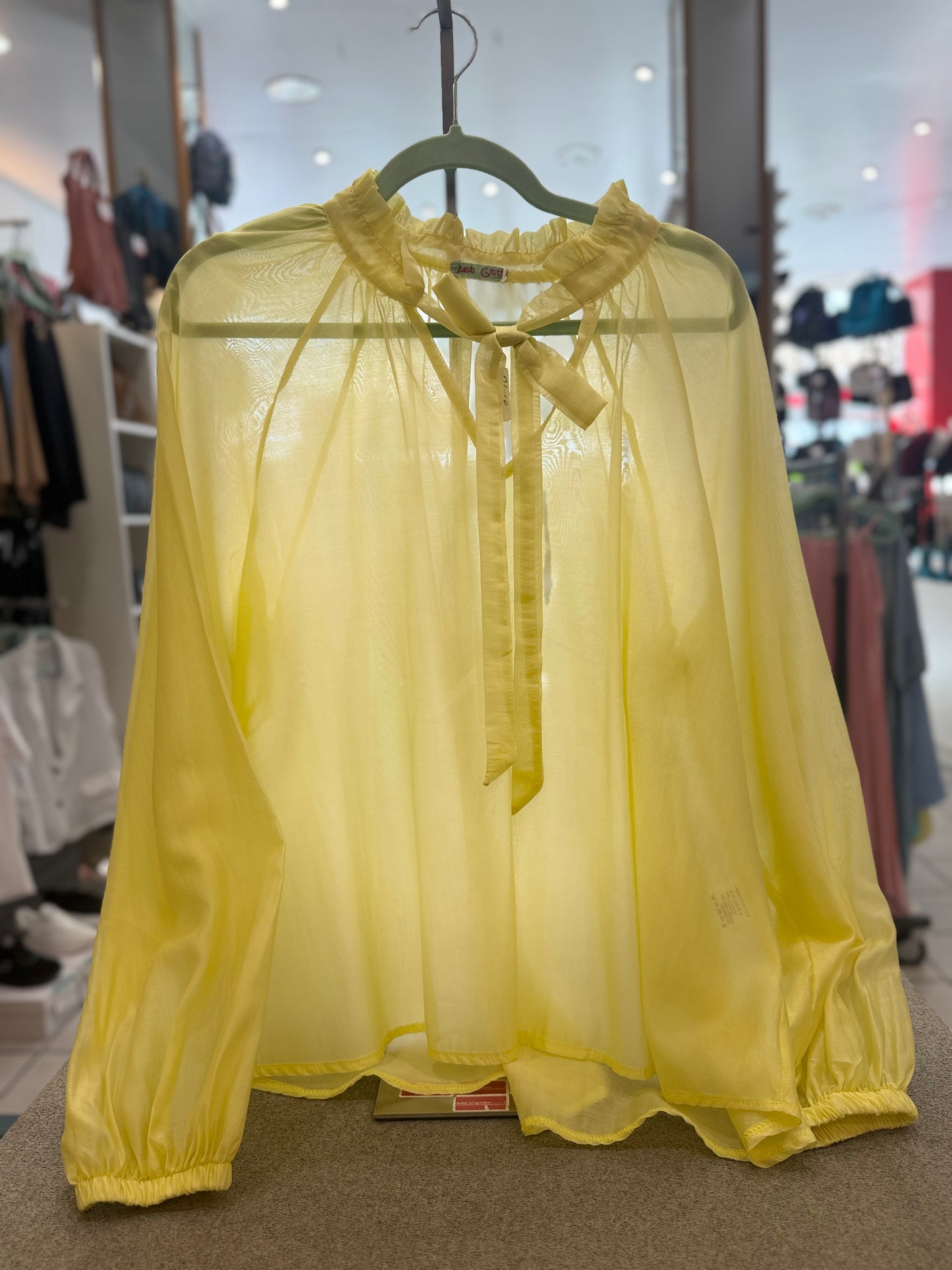 Bluse "Lavallière" - Verschiedene Farben