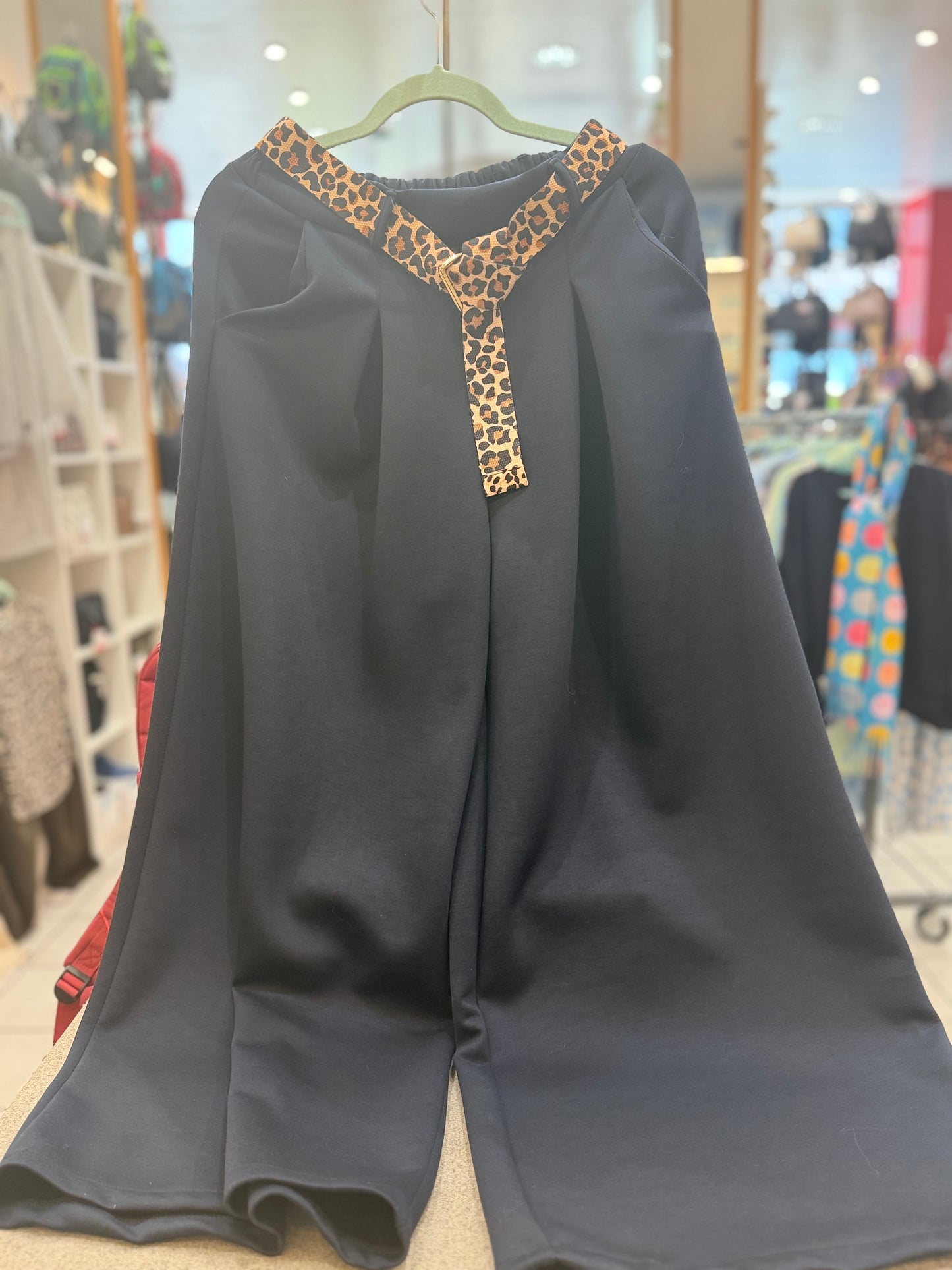 Hose "Kiki" - Verschiedene Farben