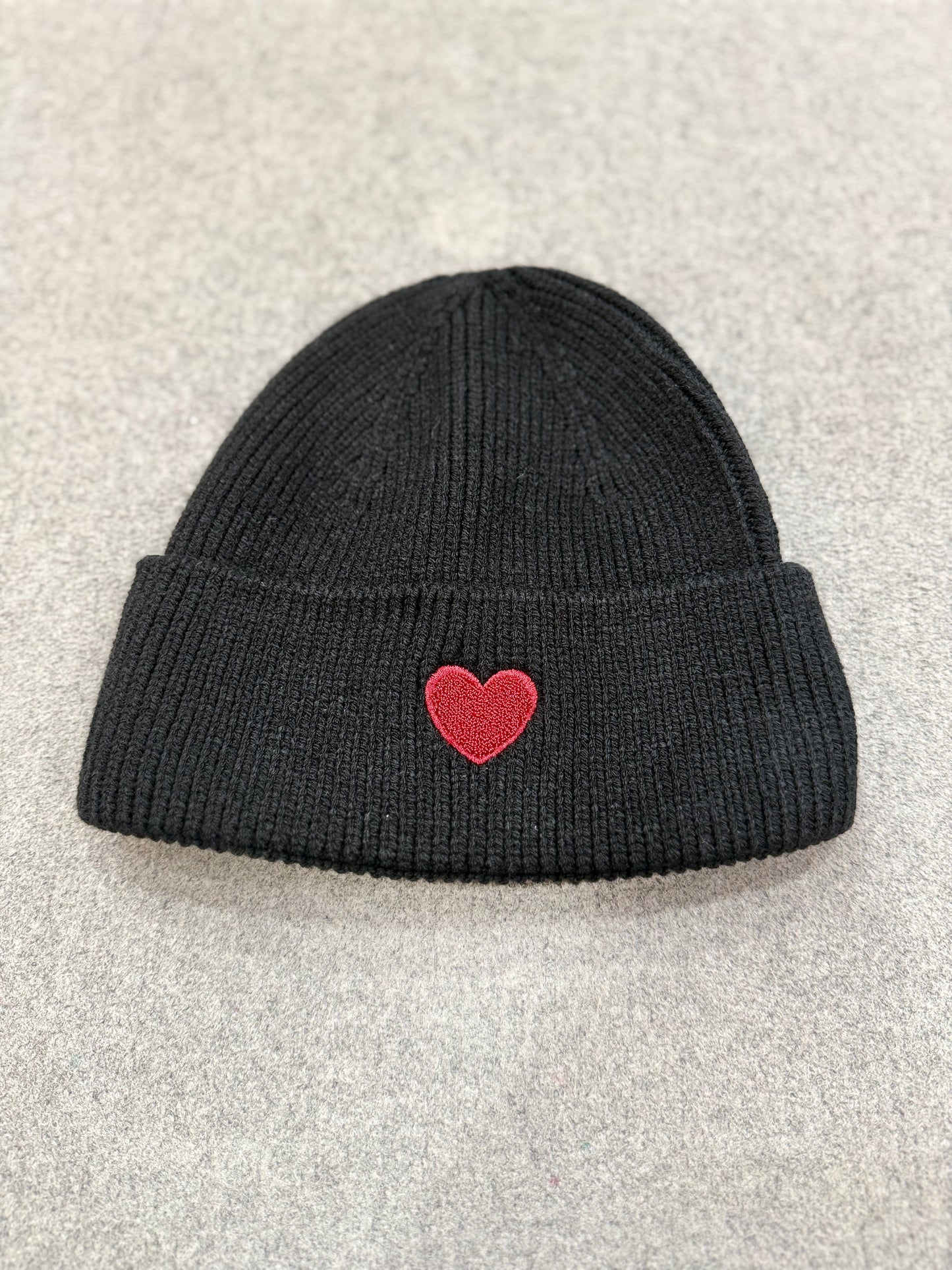 Beanie Love - Black