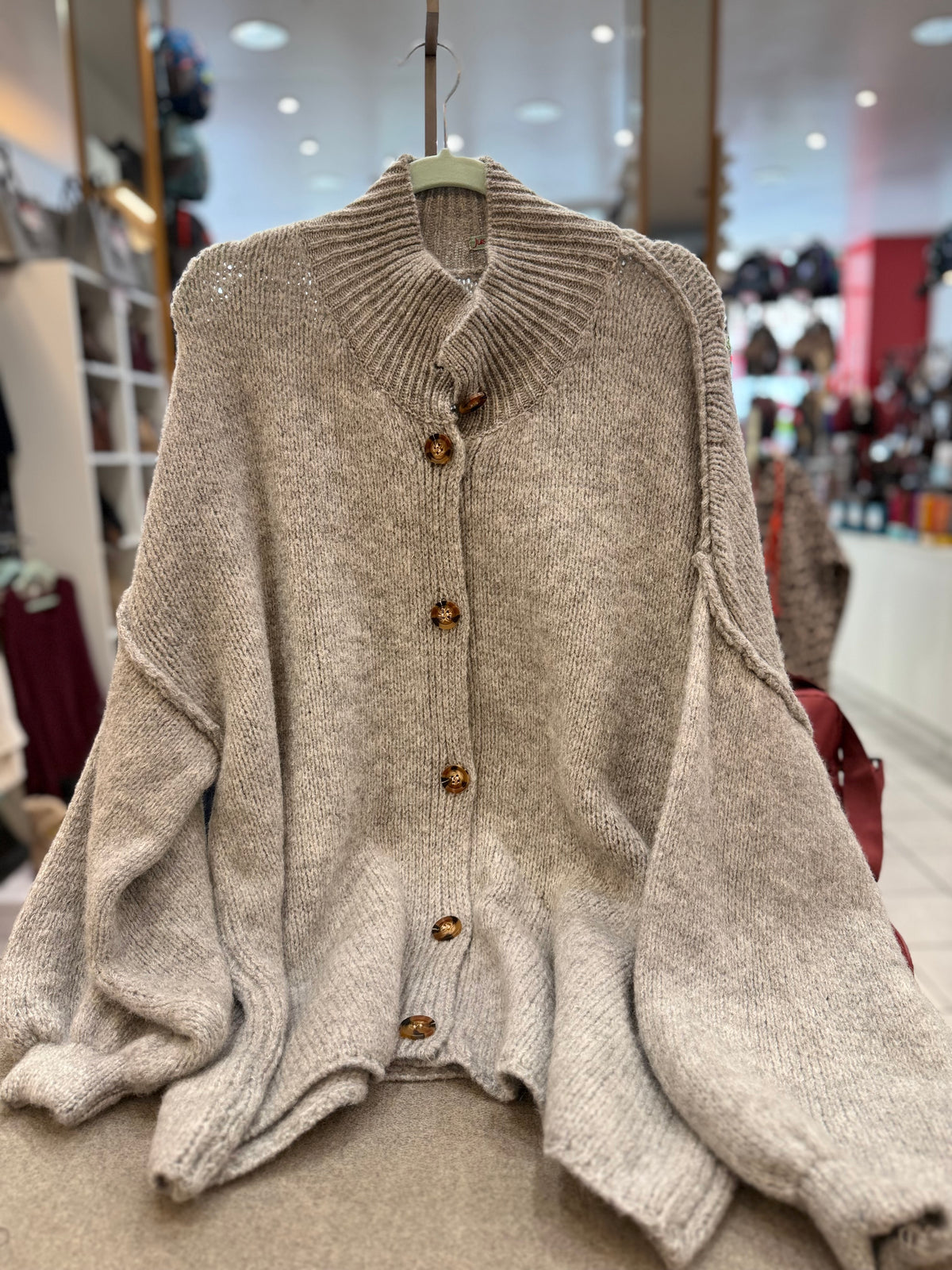 Strickjacke "Knopf" - Verschiedene Farben
