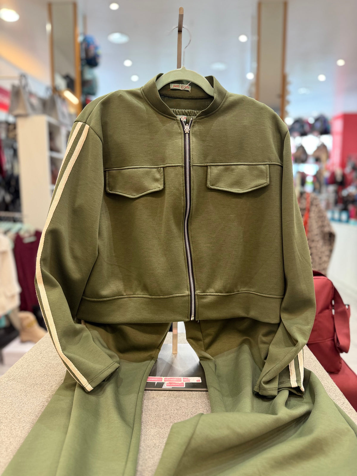 Anzug "Sporty" - Verschiedene Farben