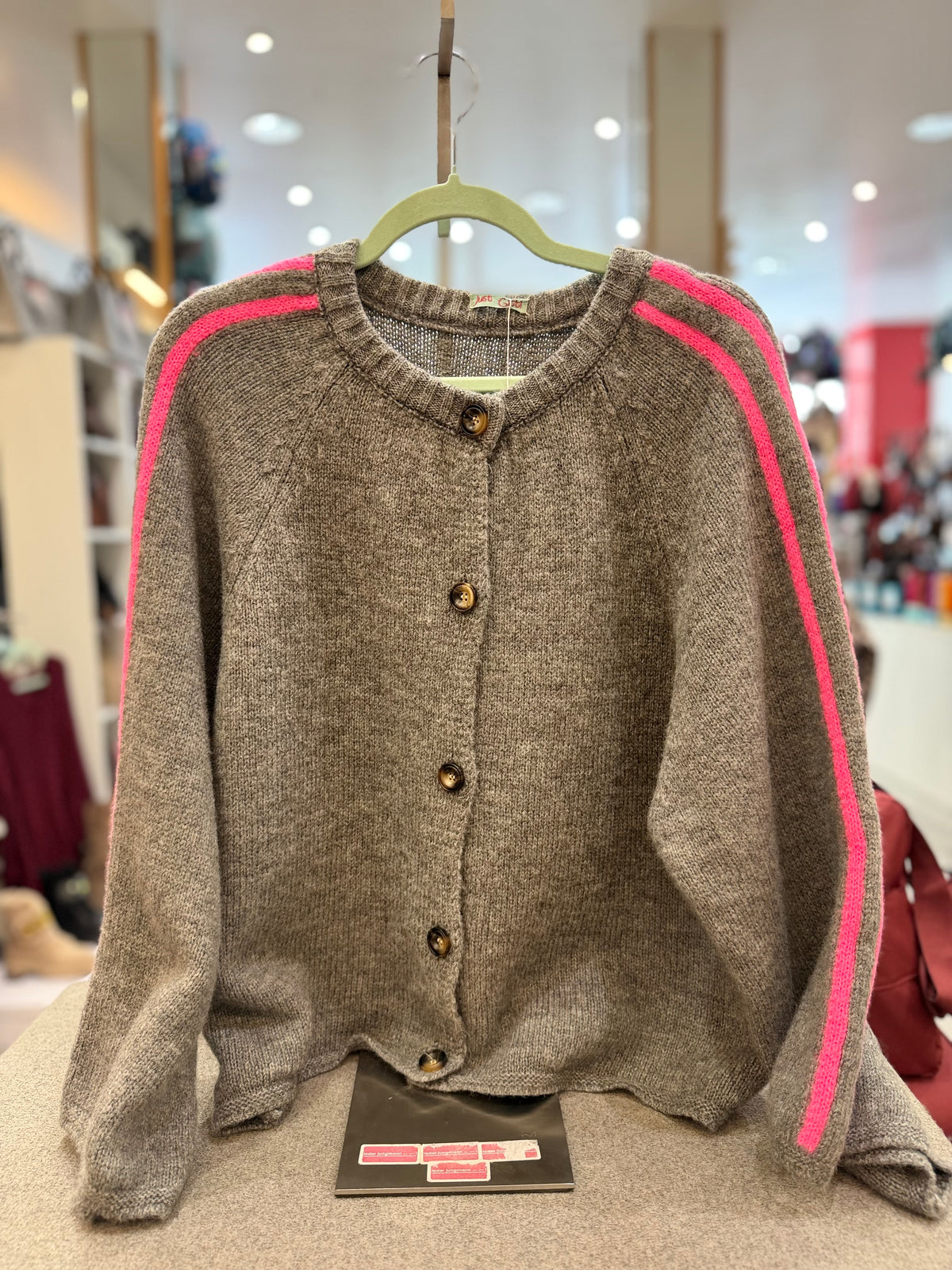 Strickjacke "Chipmunk" - Verschiedene Farben