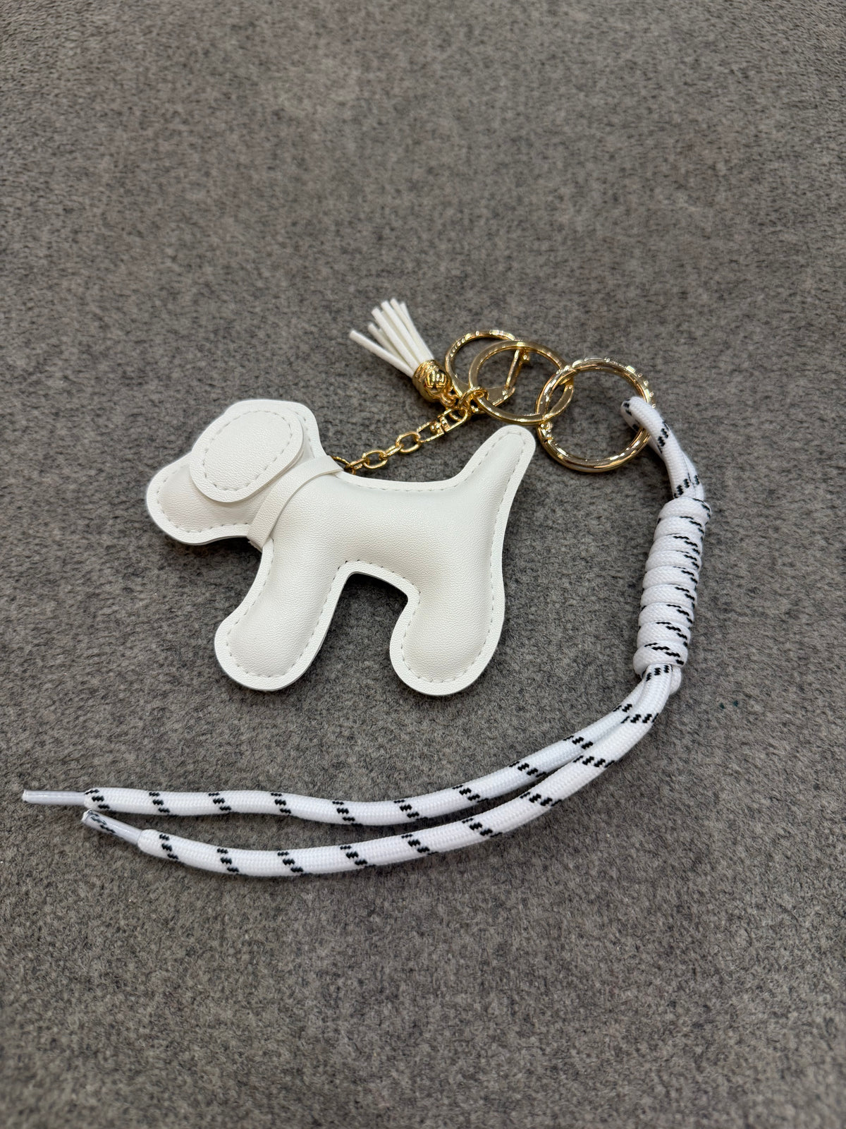 Anhänger "Hund" - Weiß