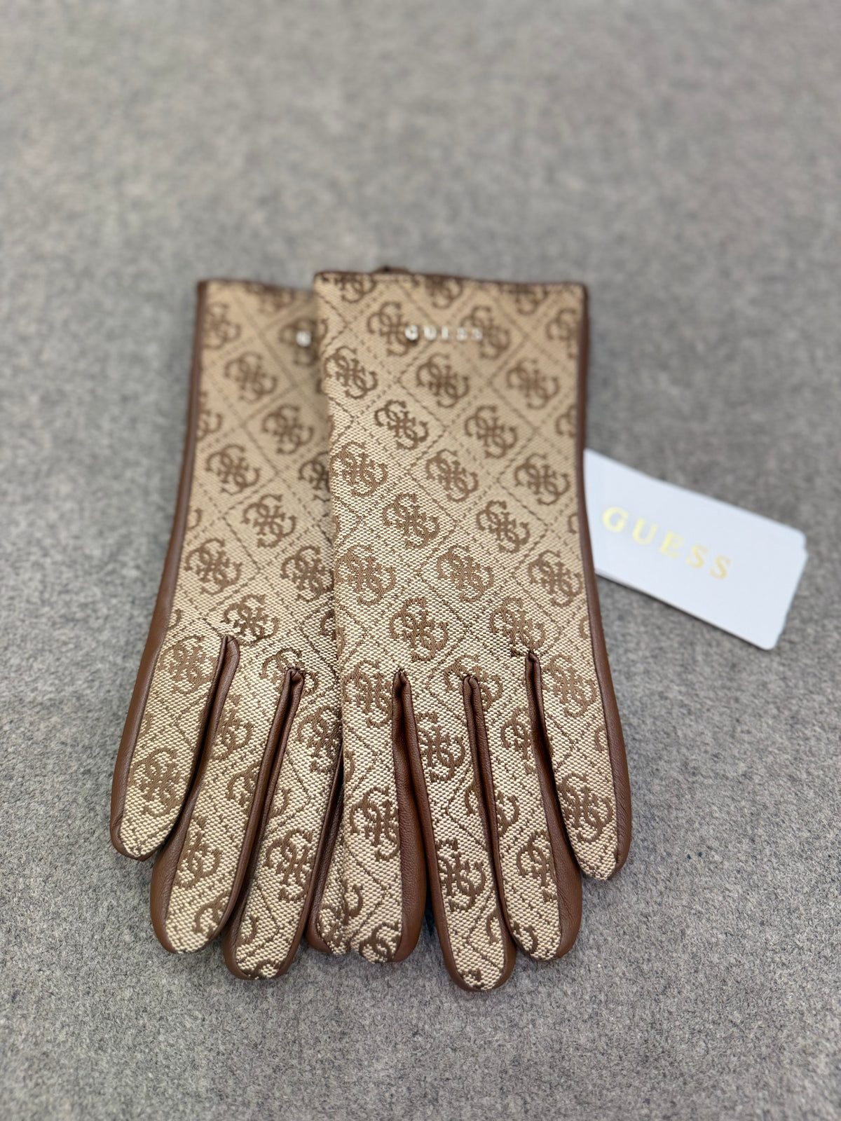 Guess Handschuhe Braun - Verschiedene Größen