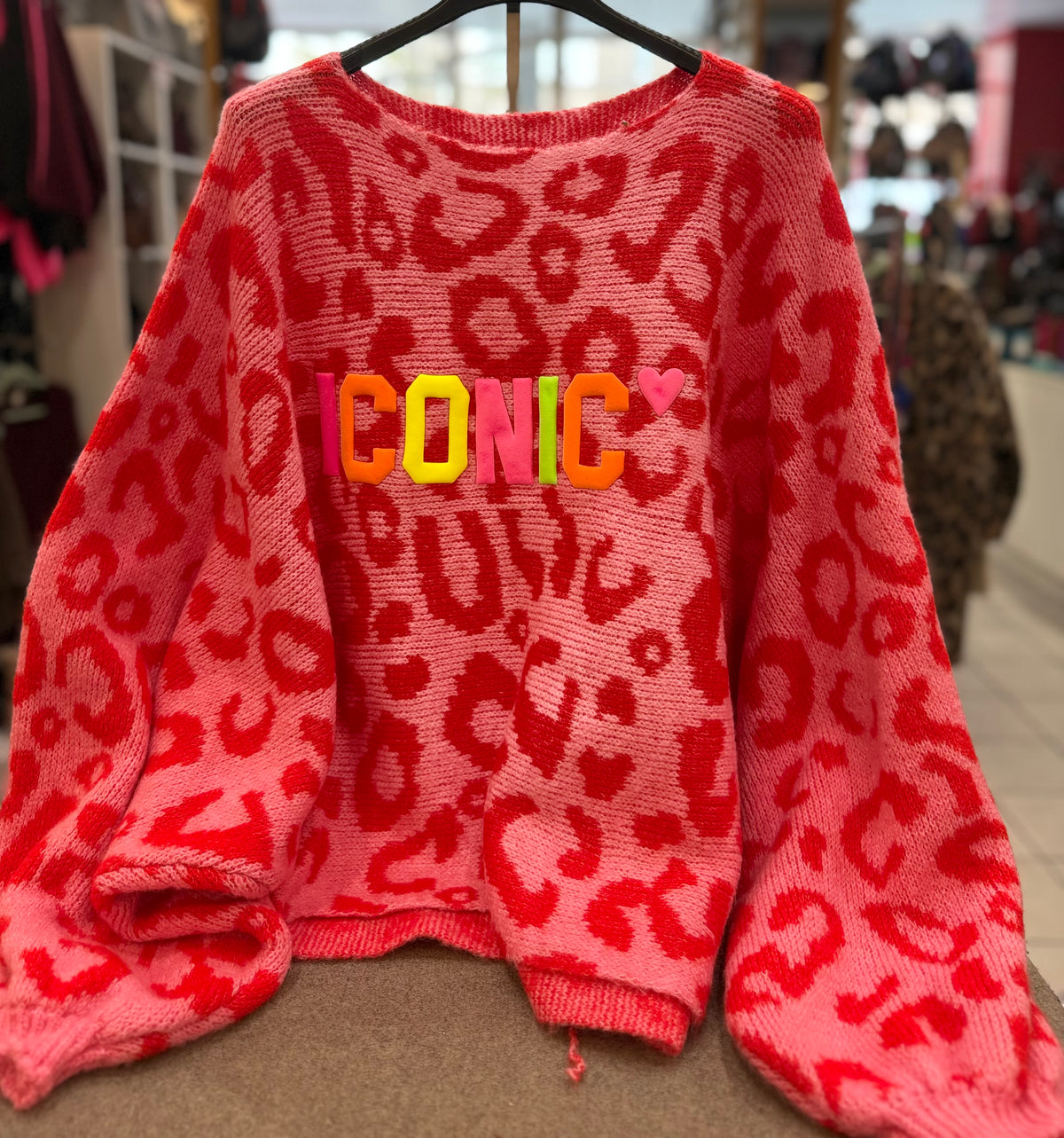 Pullover "Iconic Bat" - Verschiedene Farben