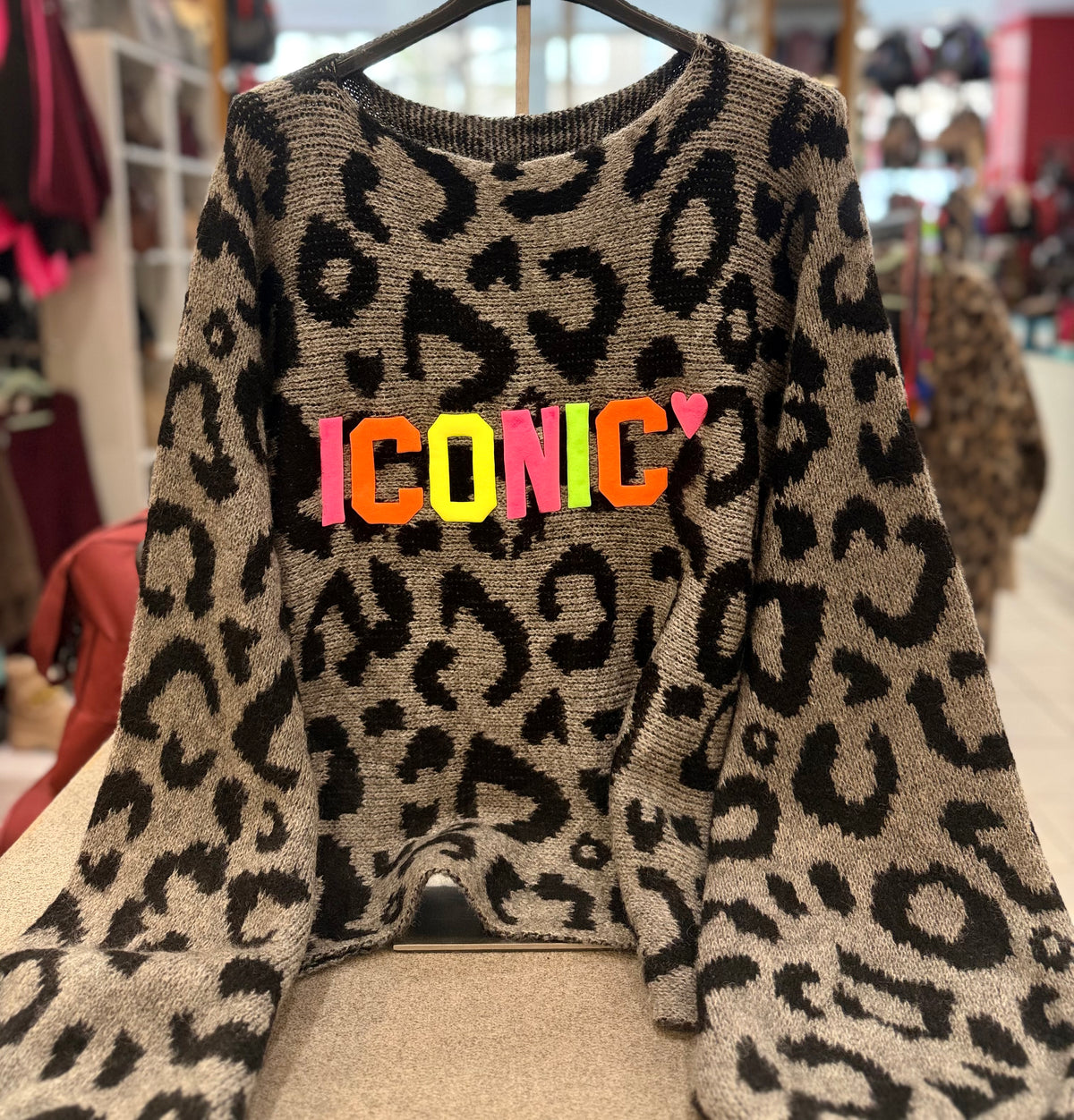 Pullover "Iconic Bat" - Verschiedene Farben
