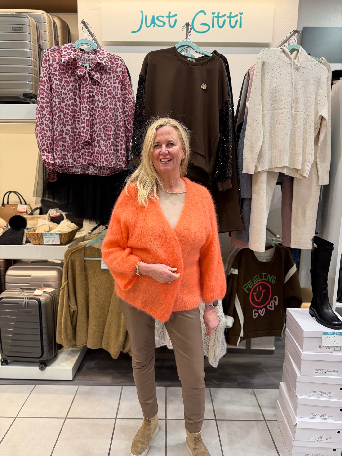 Cardigan "Kurz" - Verschiedene Farben