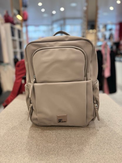 Karny - Verschiedene Farben