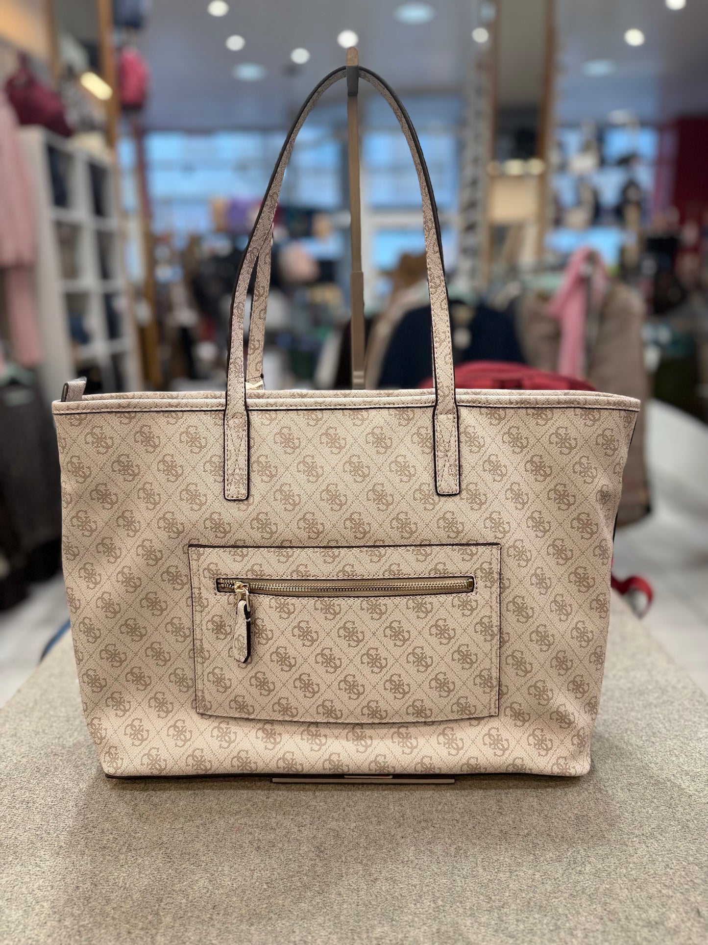 Power Play 2 - Dark Taupe Logo