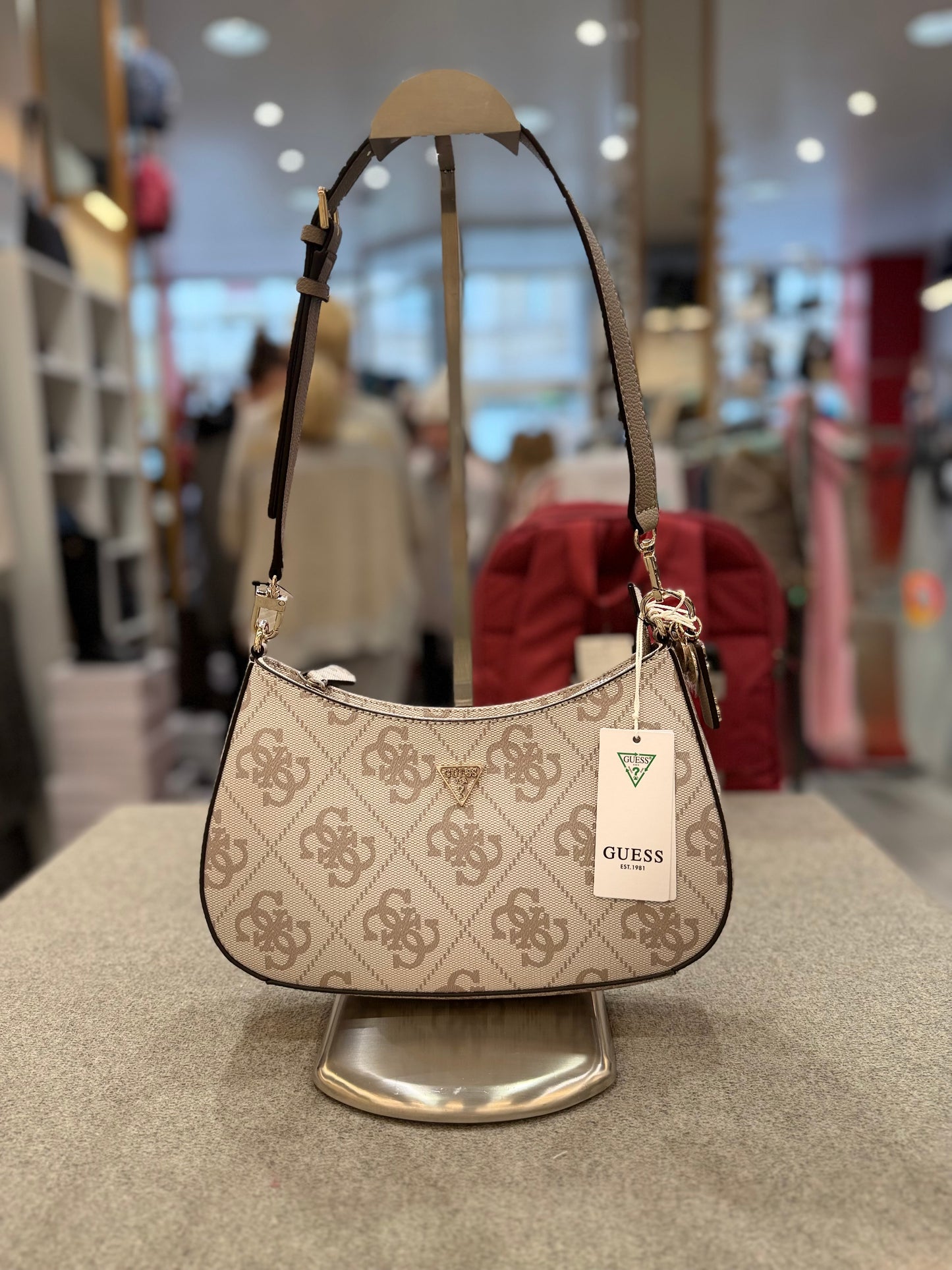 Noelle 2 - Verschiedene Farben