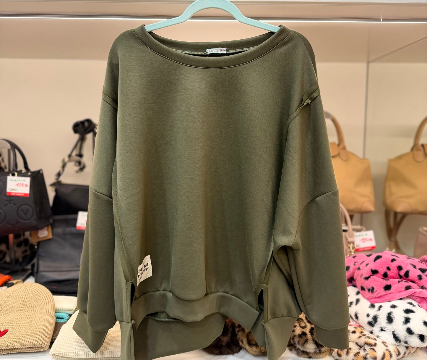 Pullover "Life Isnt Perfect But Your Outfit Can Be" - Verschiedene Farben