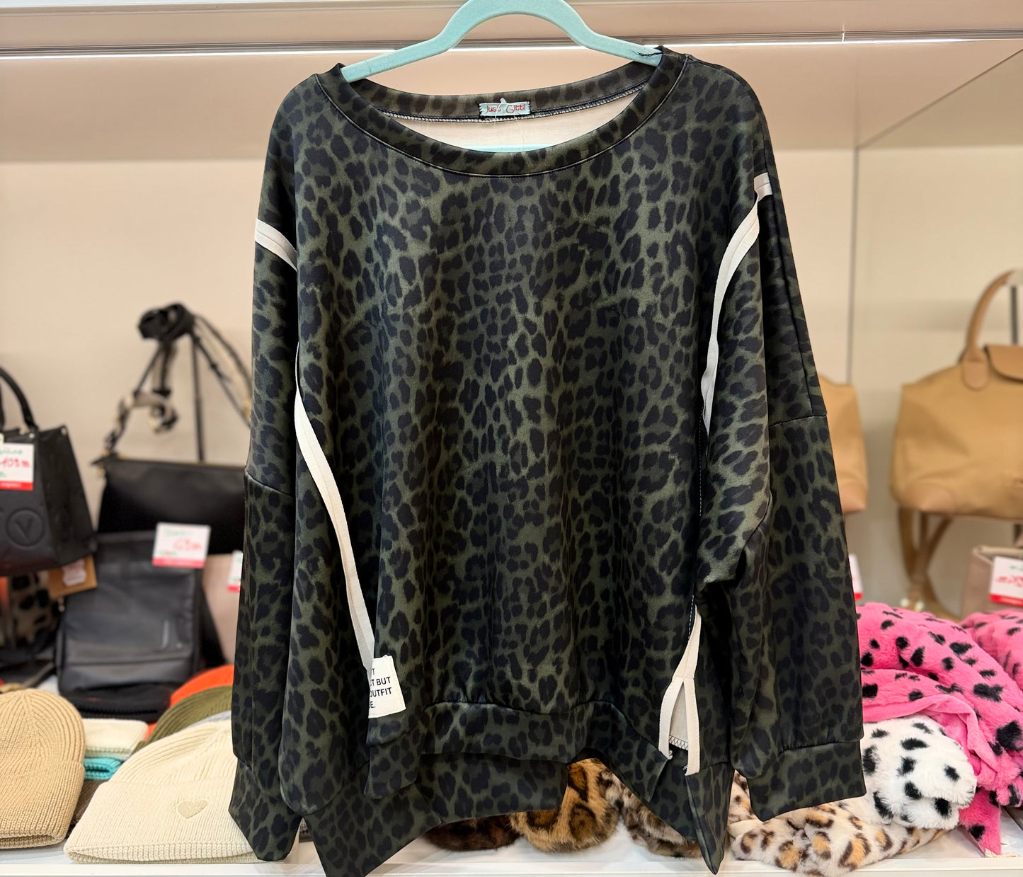 Pullover "Life Isnt Perfect But Your Outfit Can Be" - Verschiedene Farben