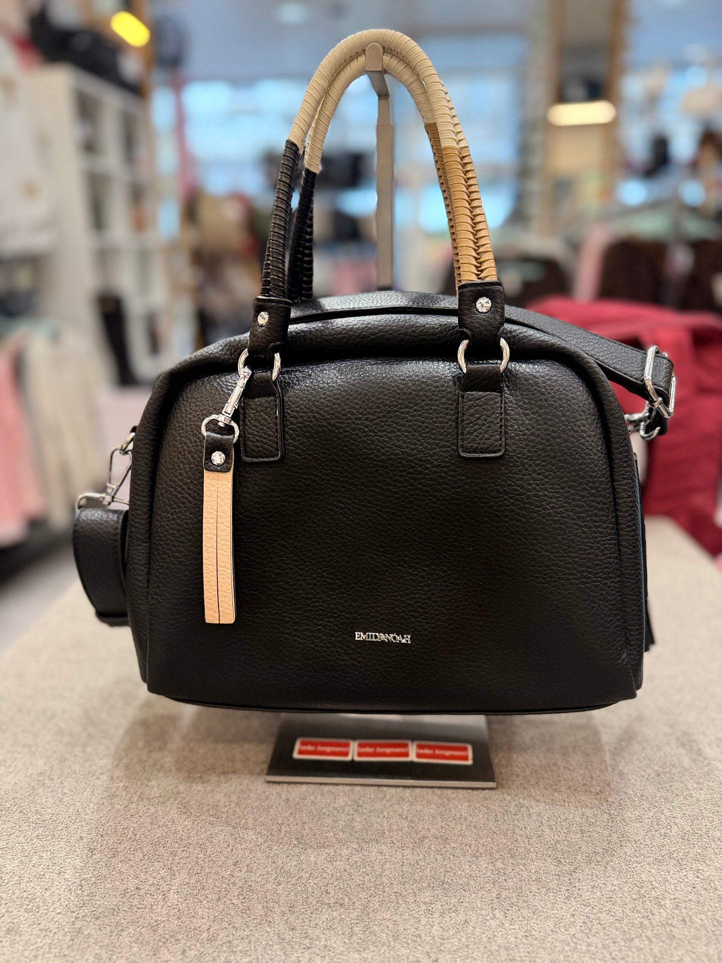 Jeanine - Verschiedene Farben