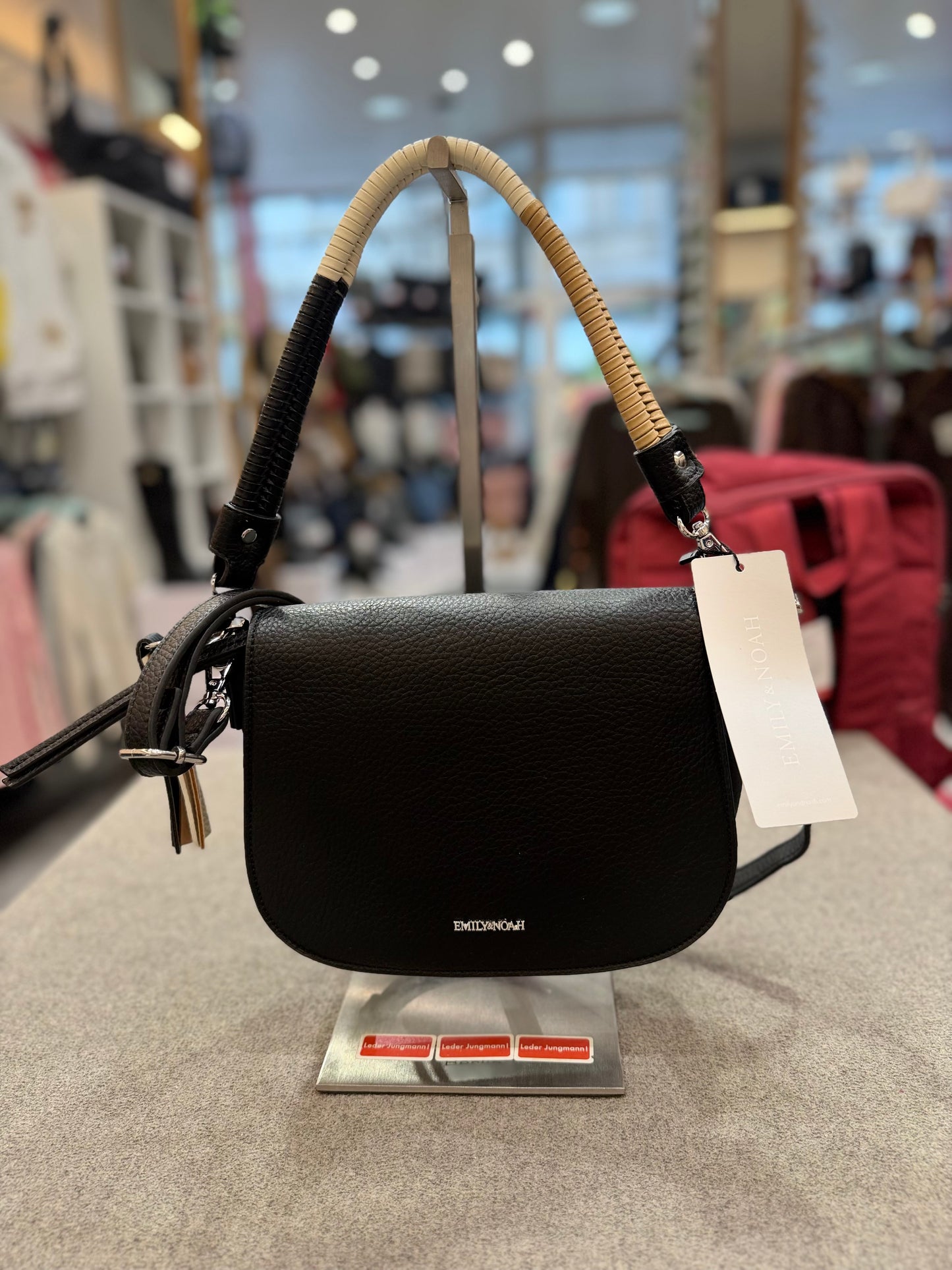 Jeanine - Verschiedene Farben