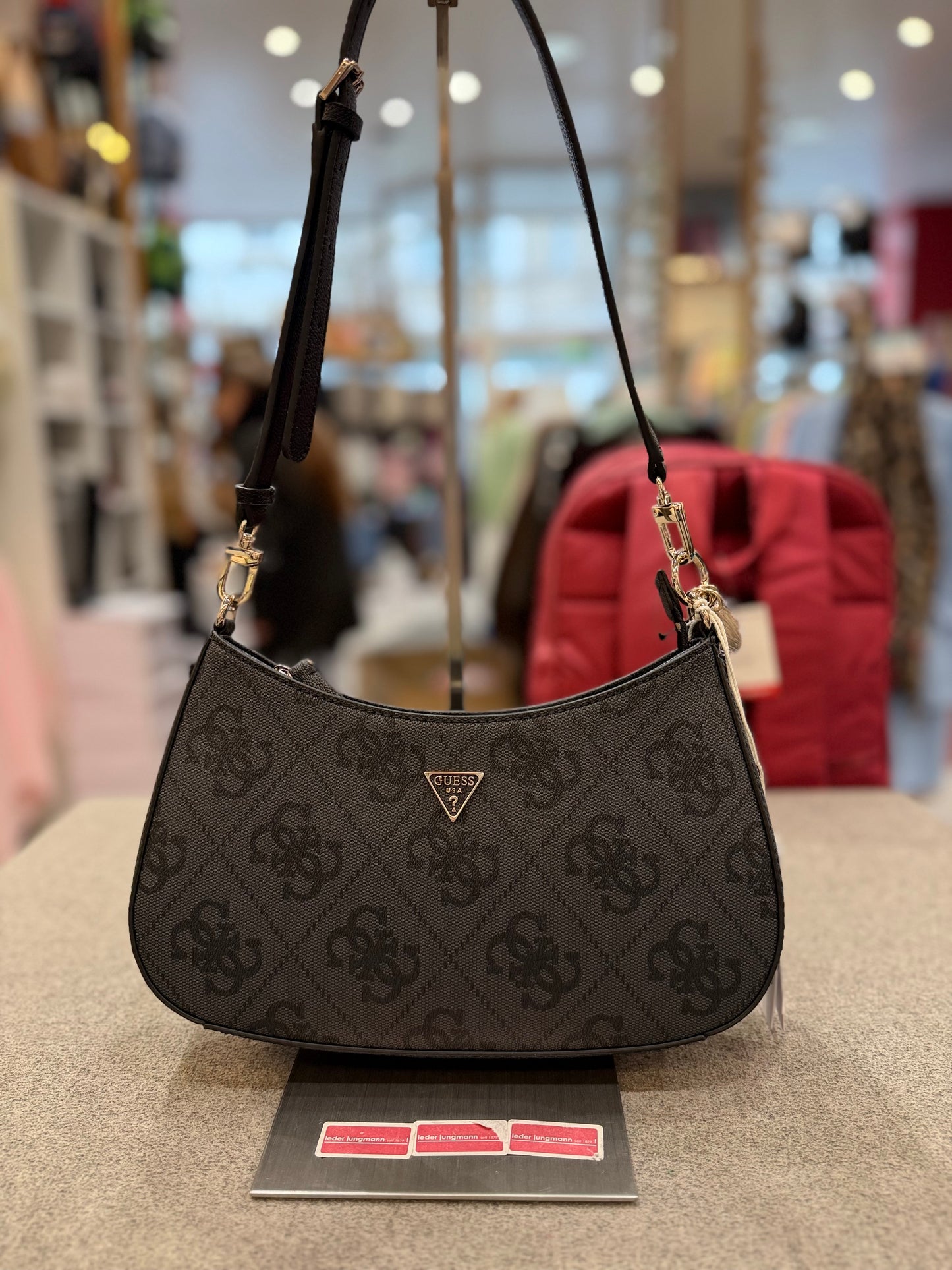 Noelle 2 - Verschiedene Farben