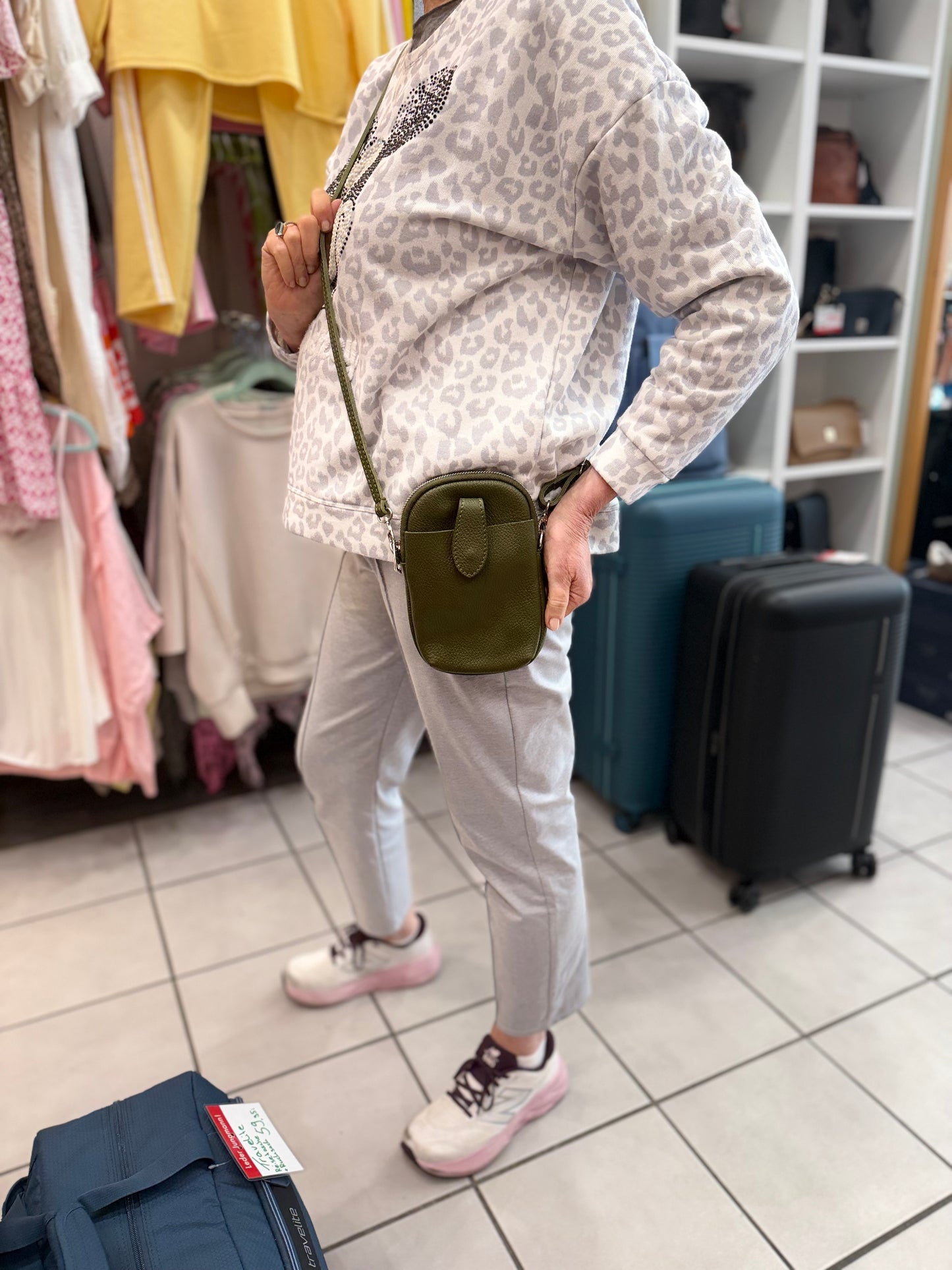 Umhängetasche "Lulu" - Verschiedene Farben