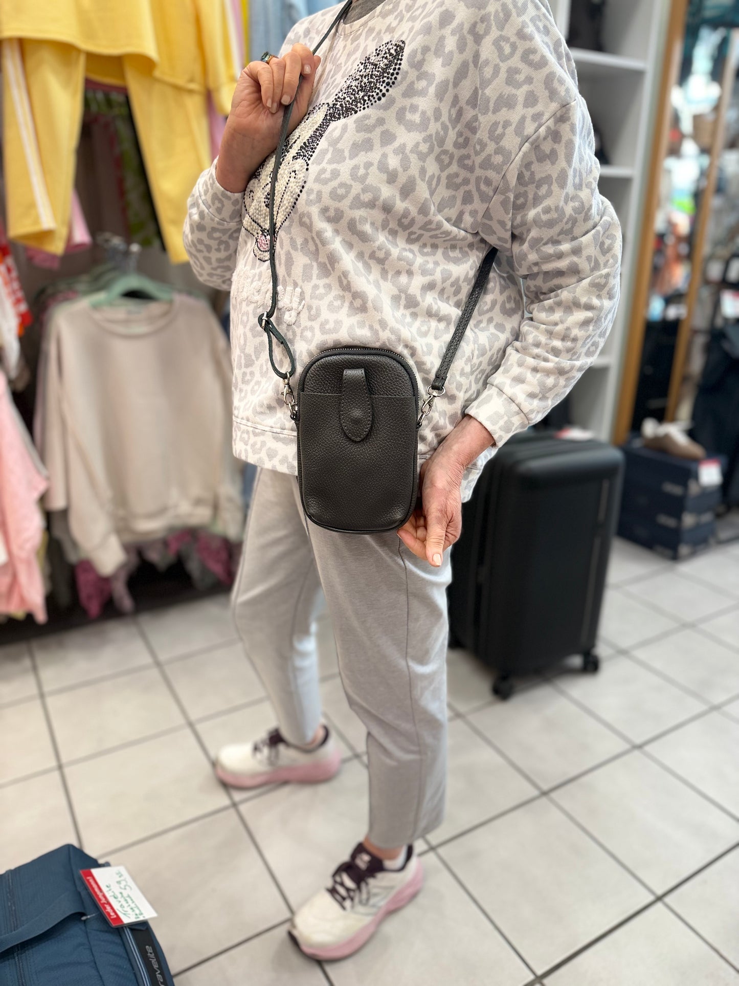 Umhängetasche "Lulu" - Verschiedene Farben