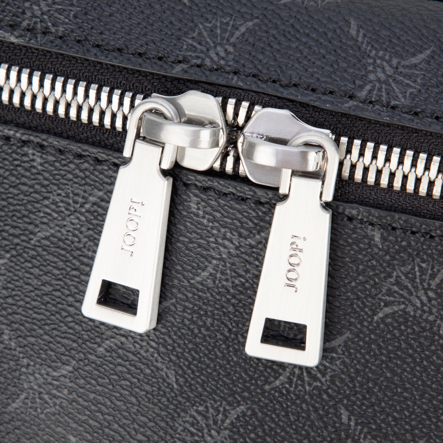 Cortina 1.0 Flora Washbag Mhz - Phantom